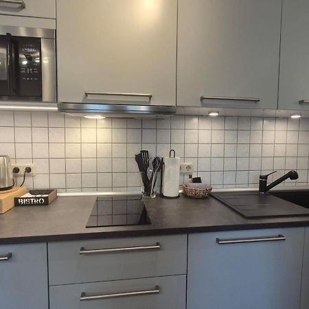Apartment 1 Mit Terrasse Und Pkw-Stellplatz Leverkusen Zewnętrze zdjęcie