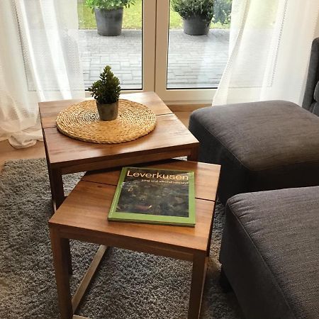 Apartment 1 Mit Terrasse Und Pkw-Stellplatz Leverkusen Zewnętrze zdjęcie