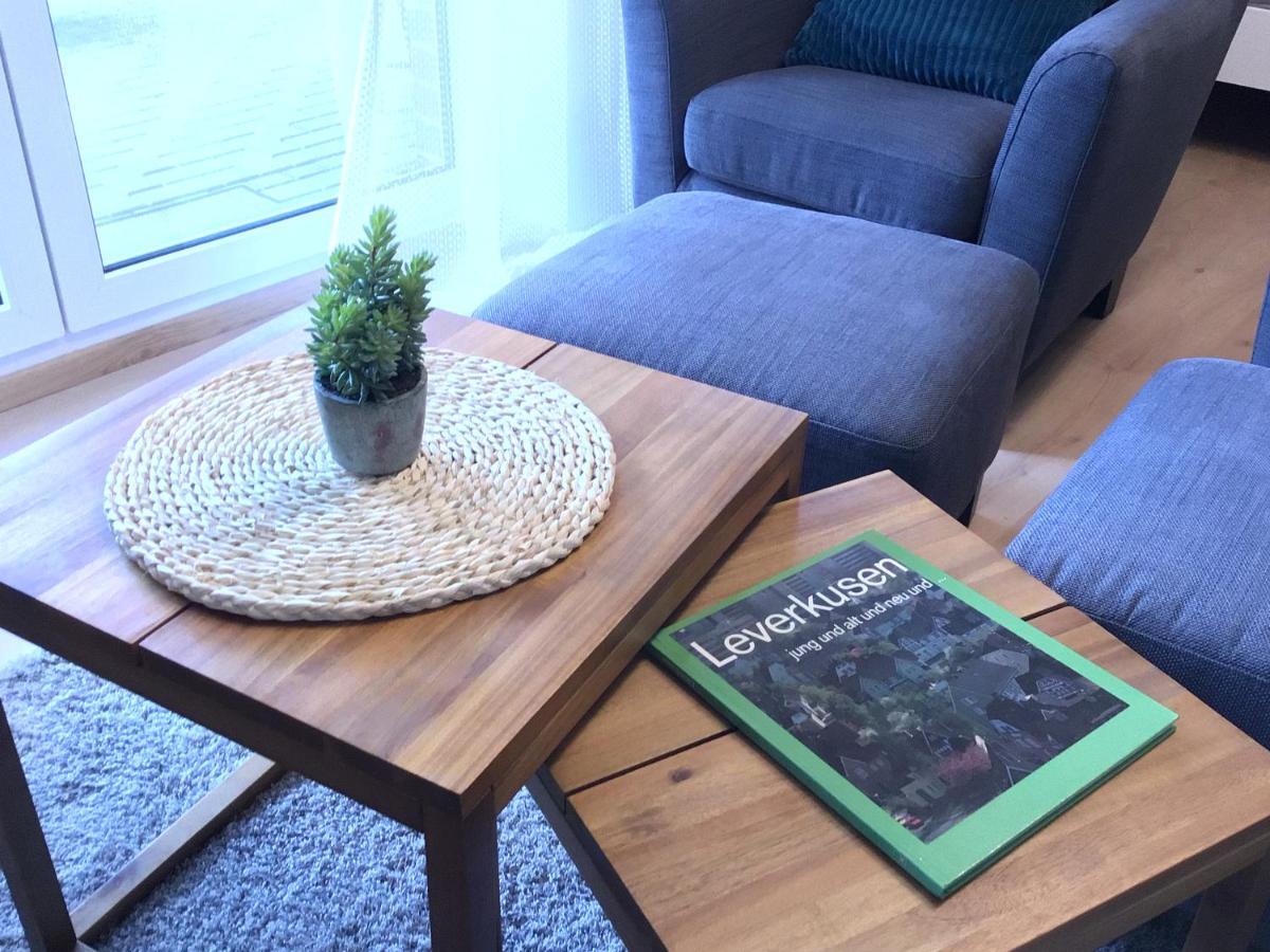 Apartment 1 Mit Terrasse Und Pkw-Stellplatz Leverkusen Zewnętrze zdjęcie